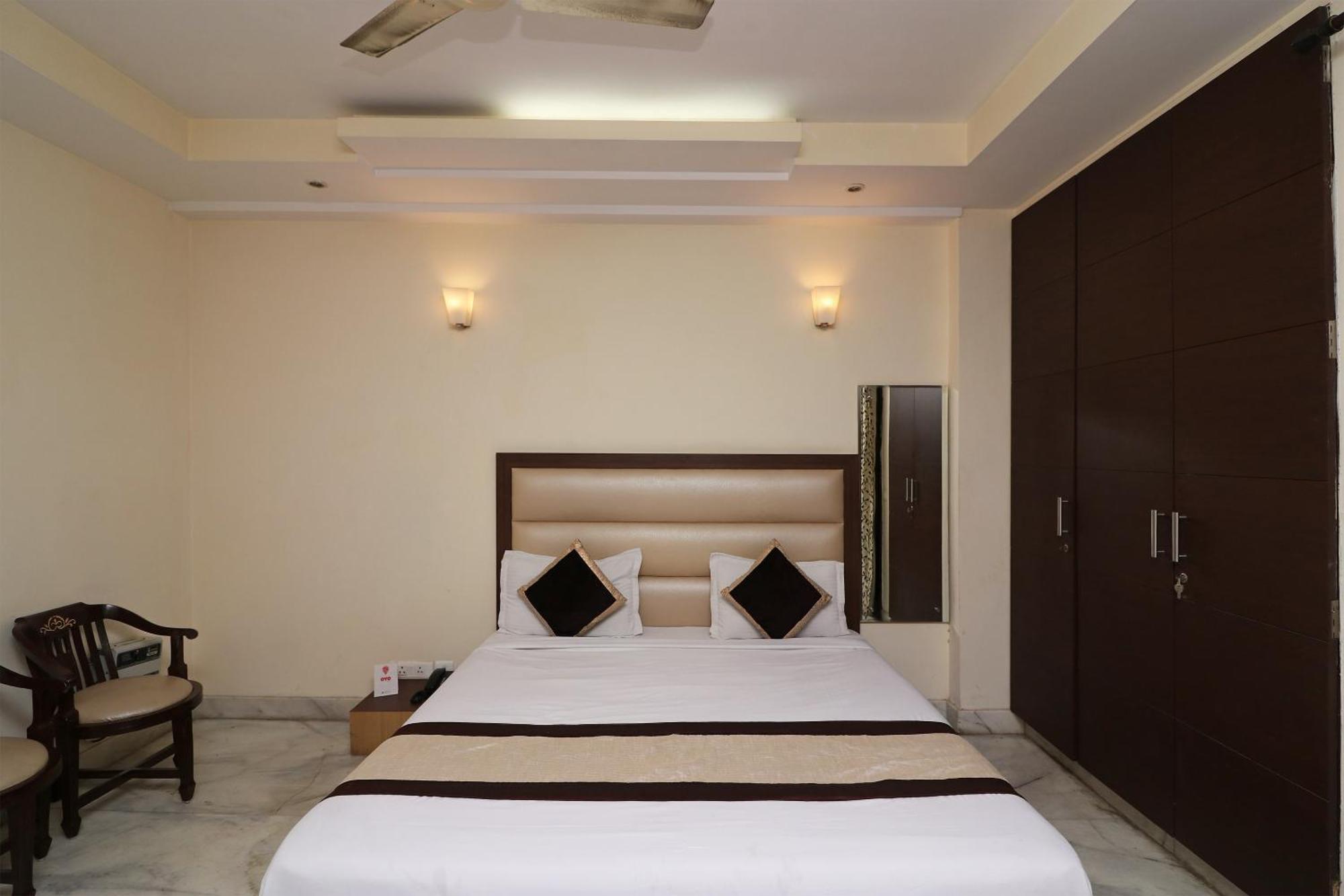 Hotel O South Paradise Нью-Дели Экстерьер фото