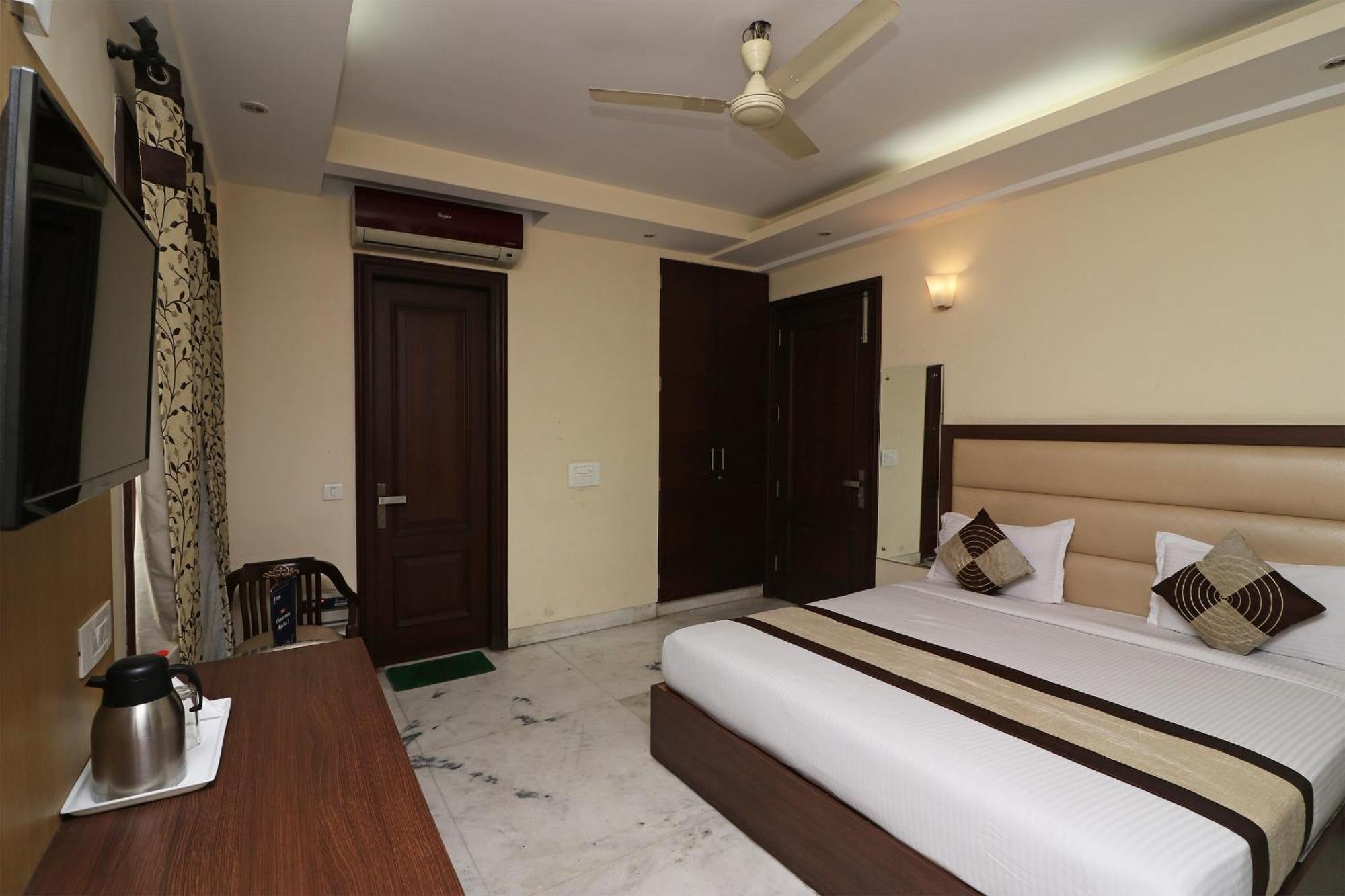 Hotel O South Paradise Нью-Дели Экстерьер фото