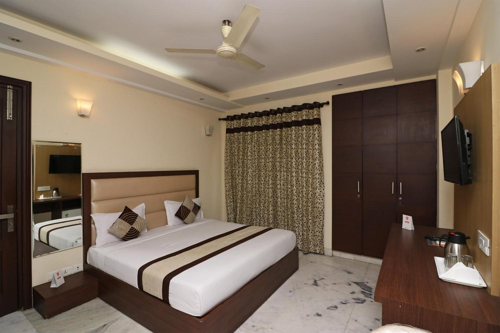 Hotel O South Paradise Нью-Дели Экстерьер фото