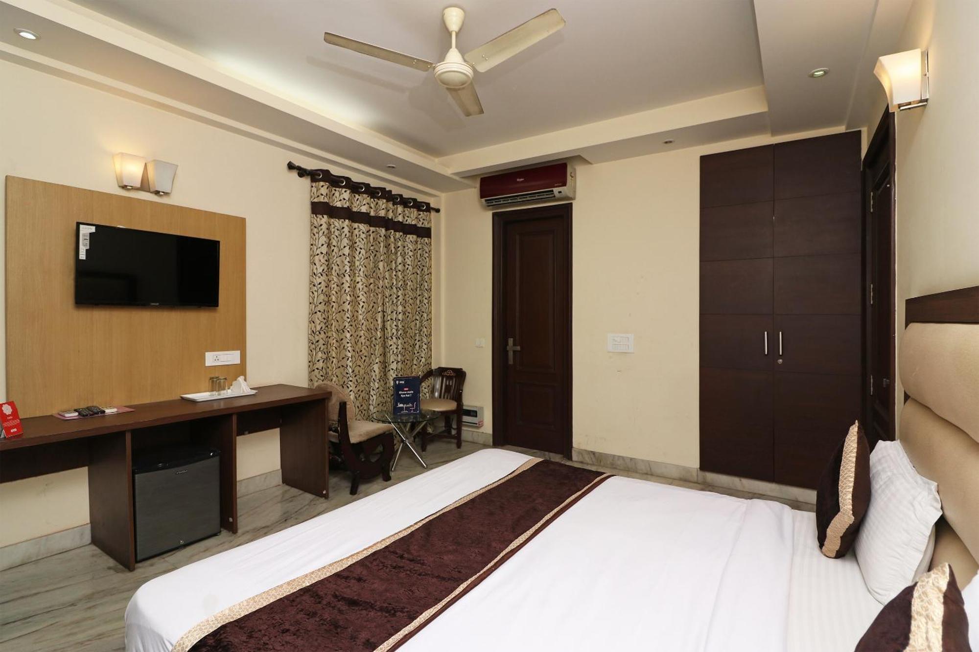 Hotel O South Paradise Нью-Дели Экстерьер фото